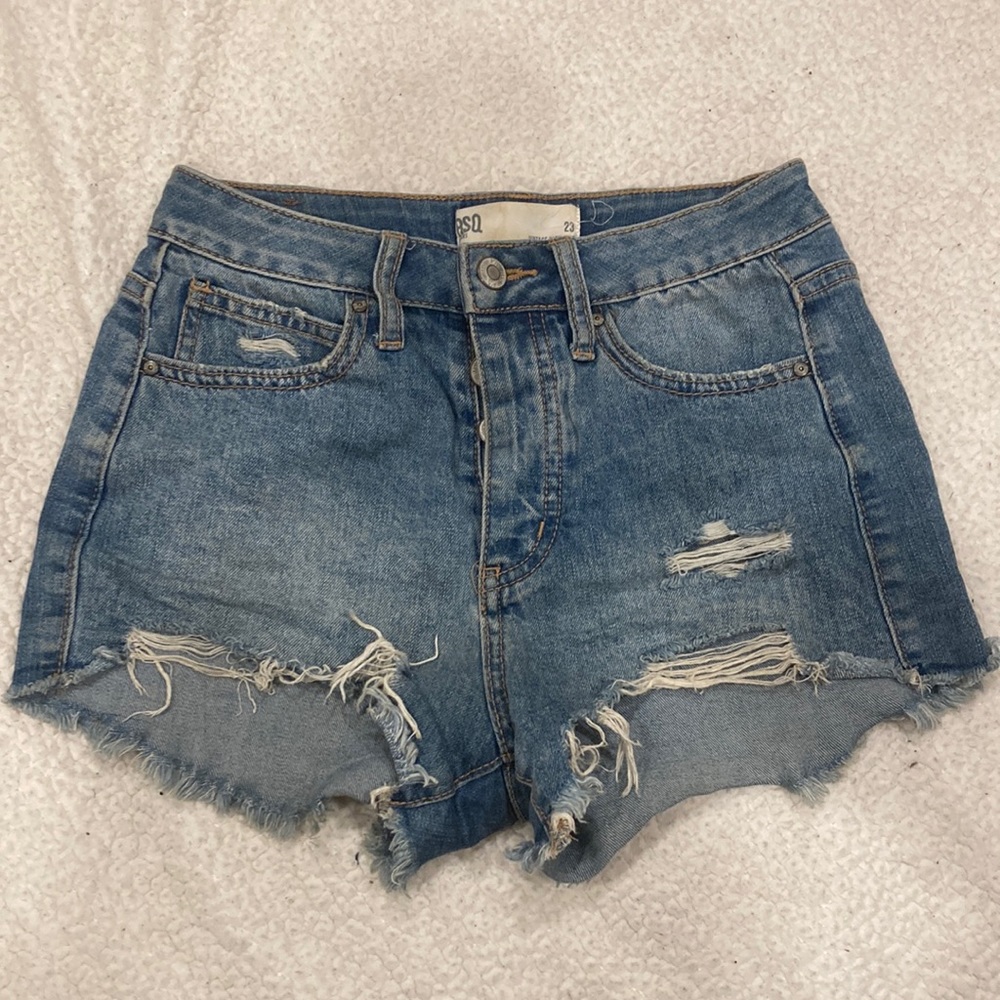Stretchy Denim Distressed Shorts